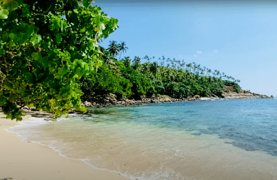 Exploring-The-Secret-Beach-Mirissa-Things-to-do-activities-See-Ceylon-Toues-Sri-Lanka-Tours-Travels-2022-2023-2024
